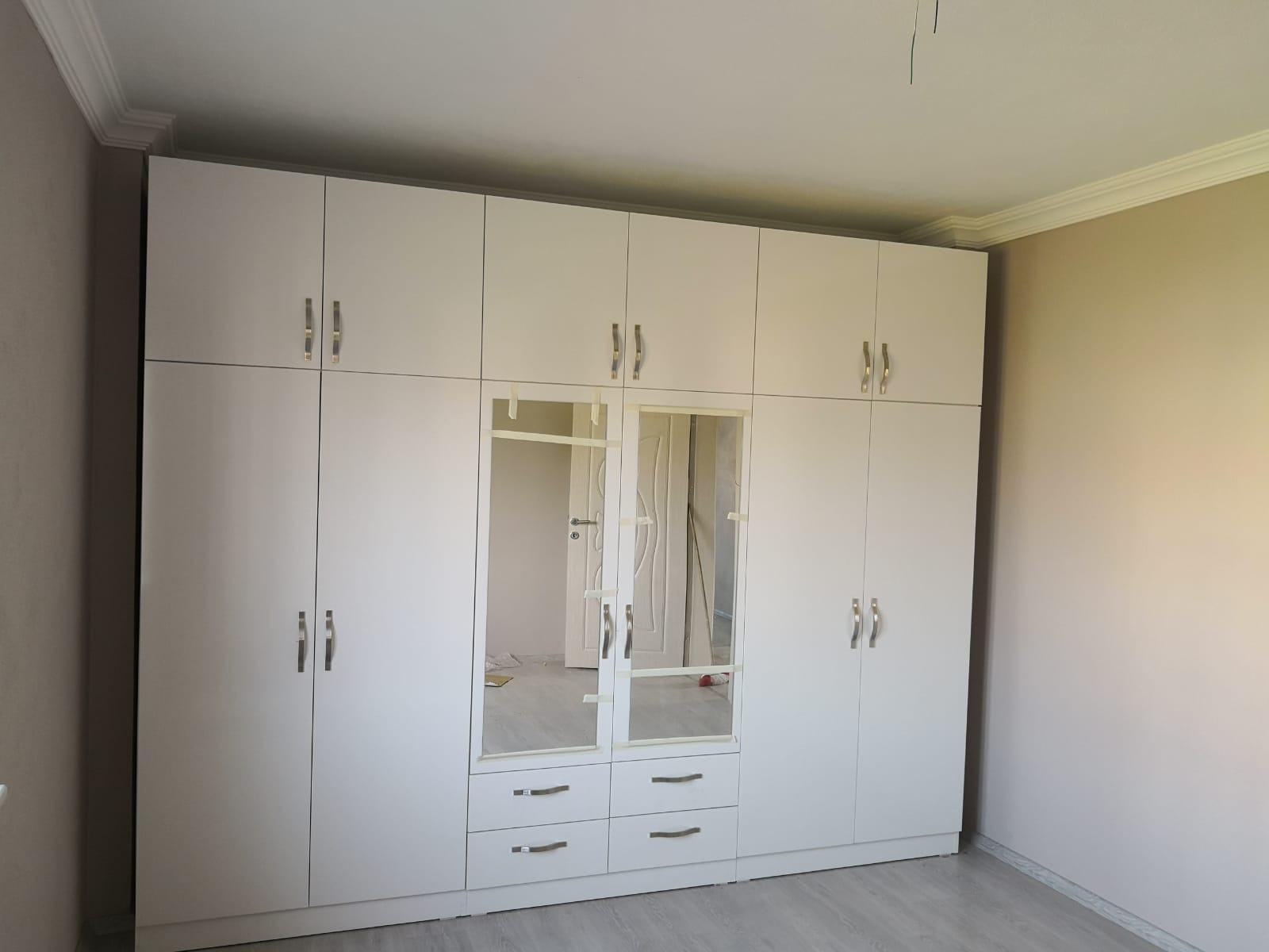 10-Door Wardrobe with Mirror