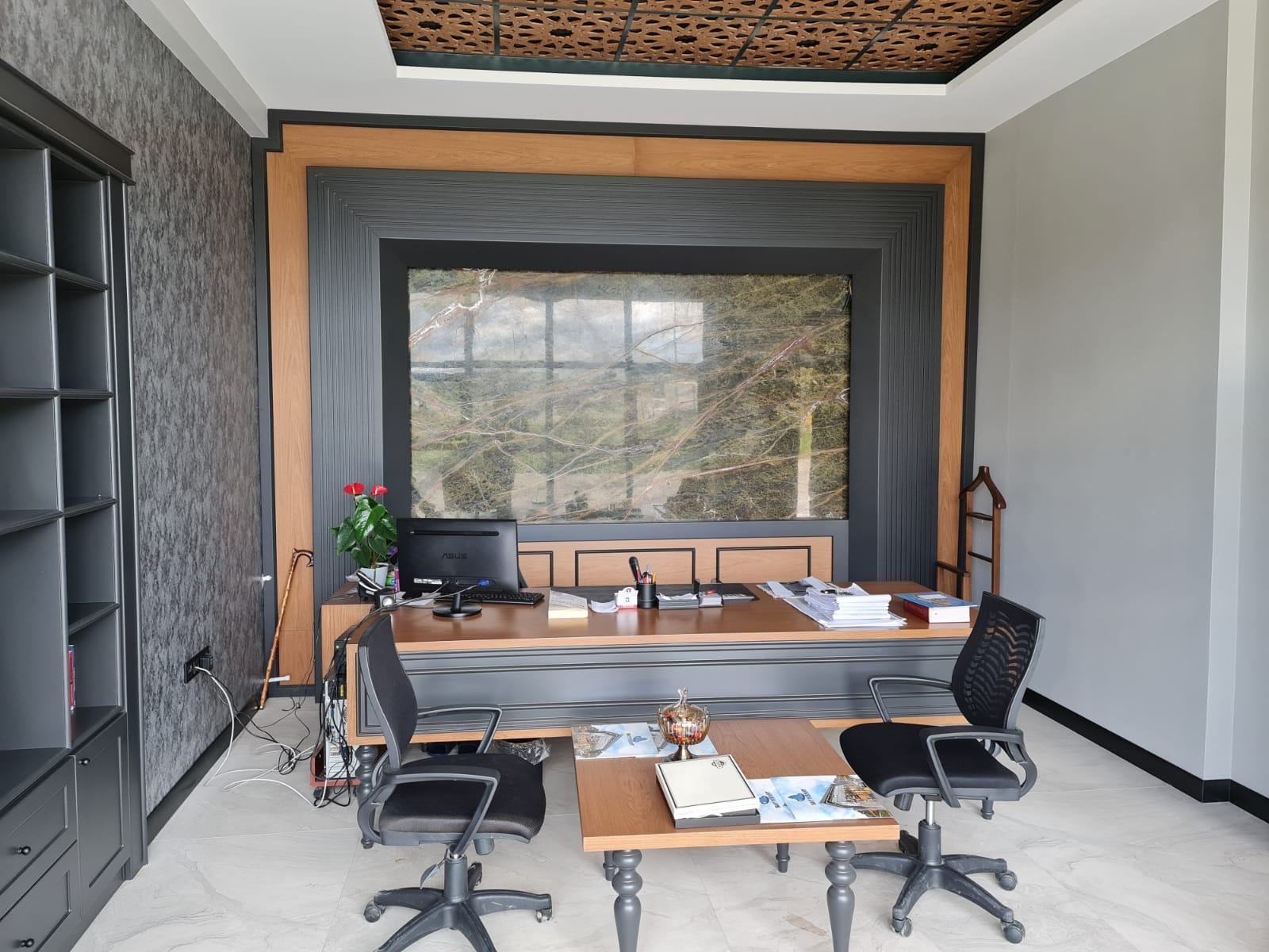 Gray Wood Detailed Office Set