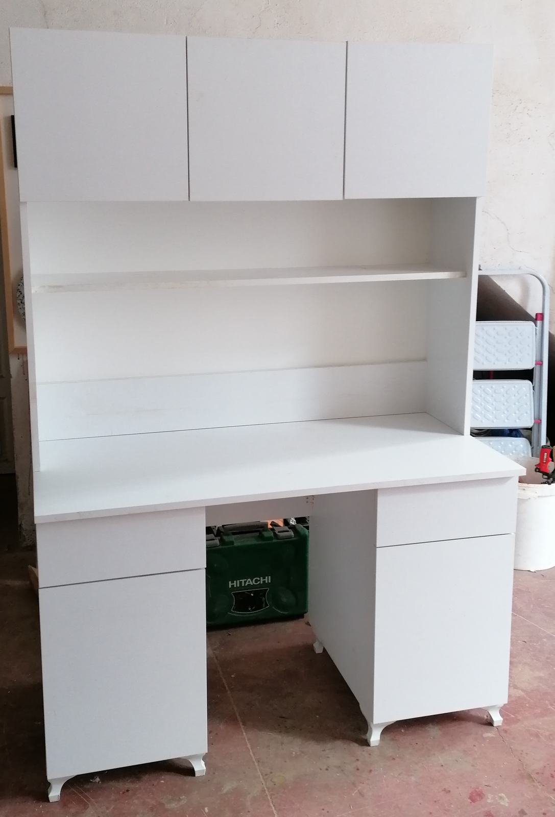 Work Desk