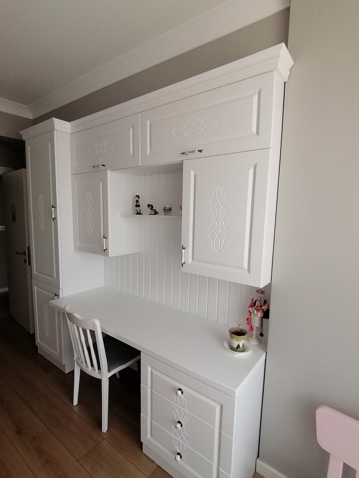 Study Desk with Cupboard