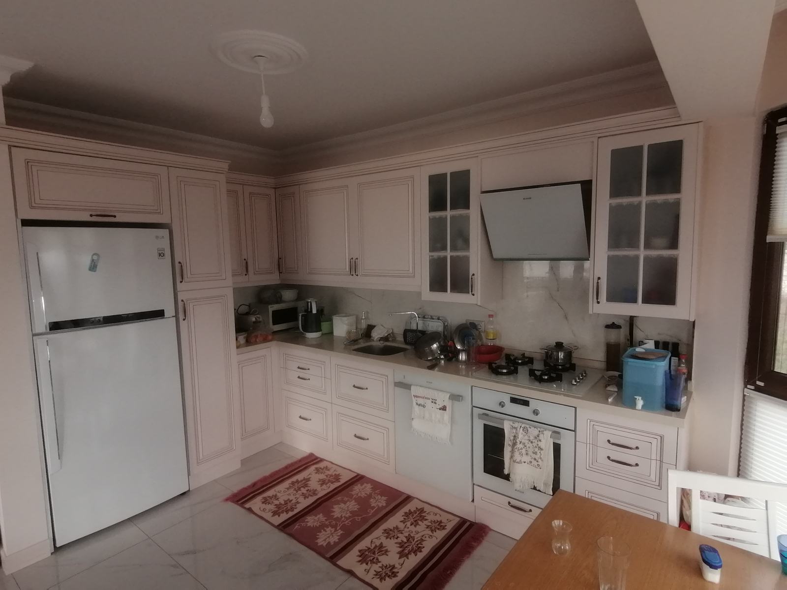 Cream Carved Kitchen Cabinets