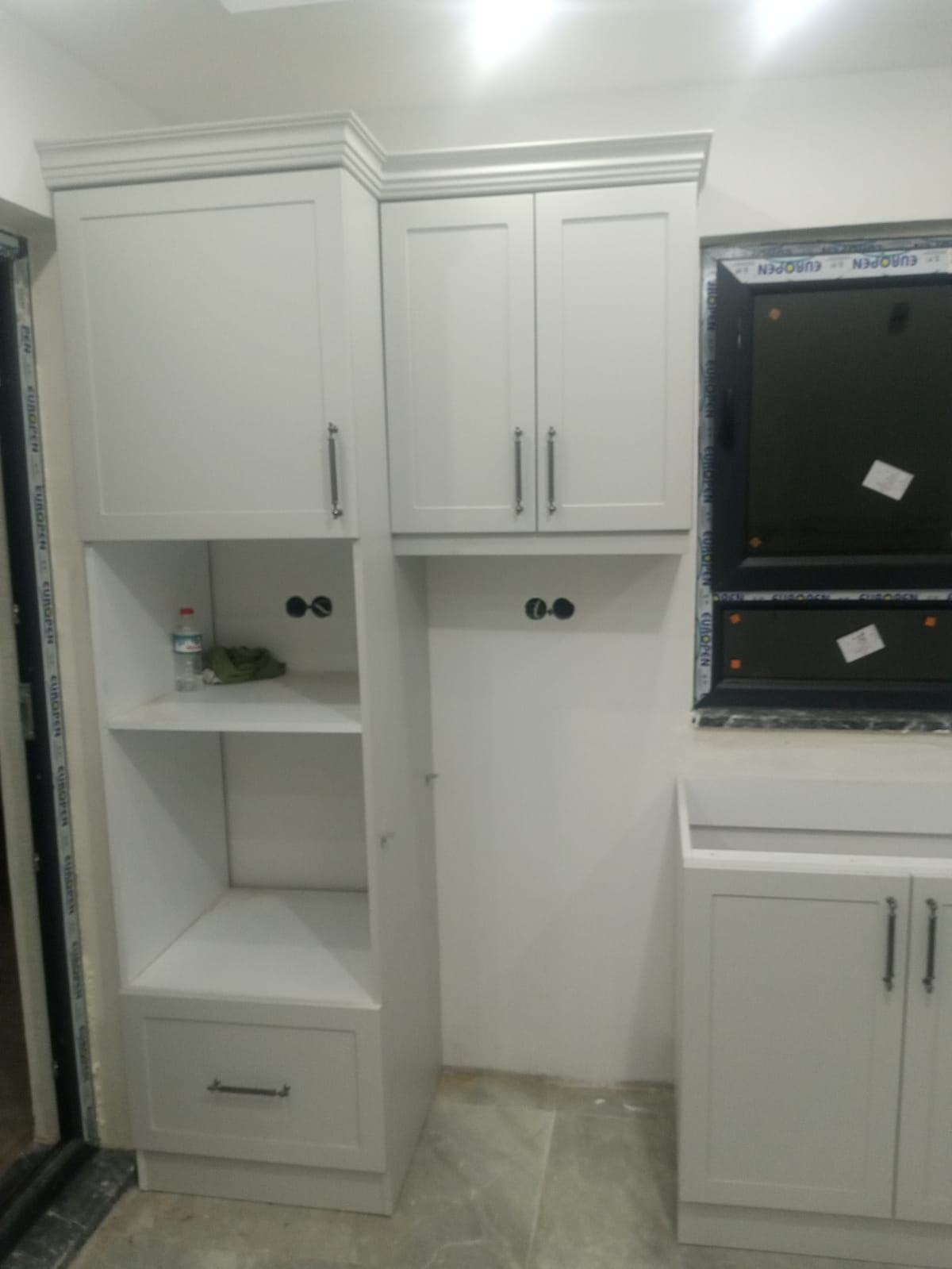 Matte White Corner Kitchen Set