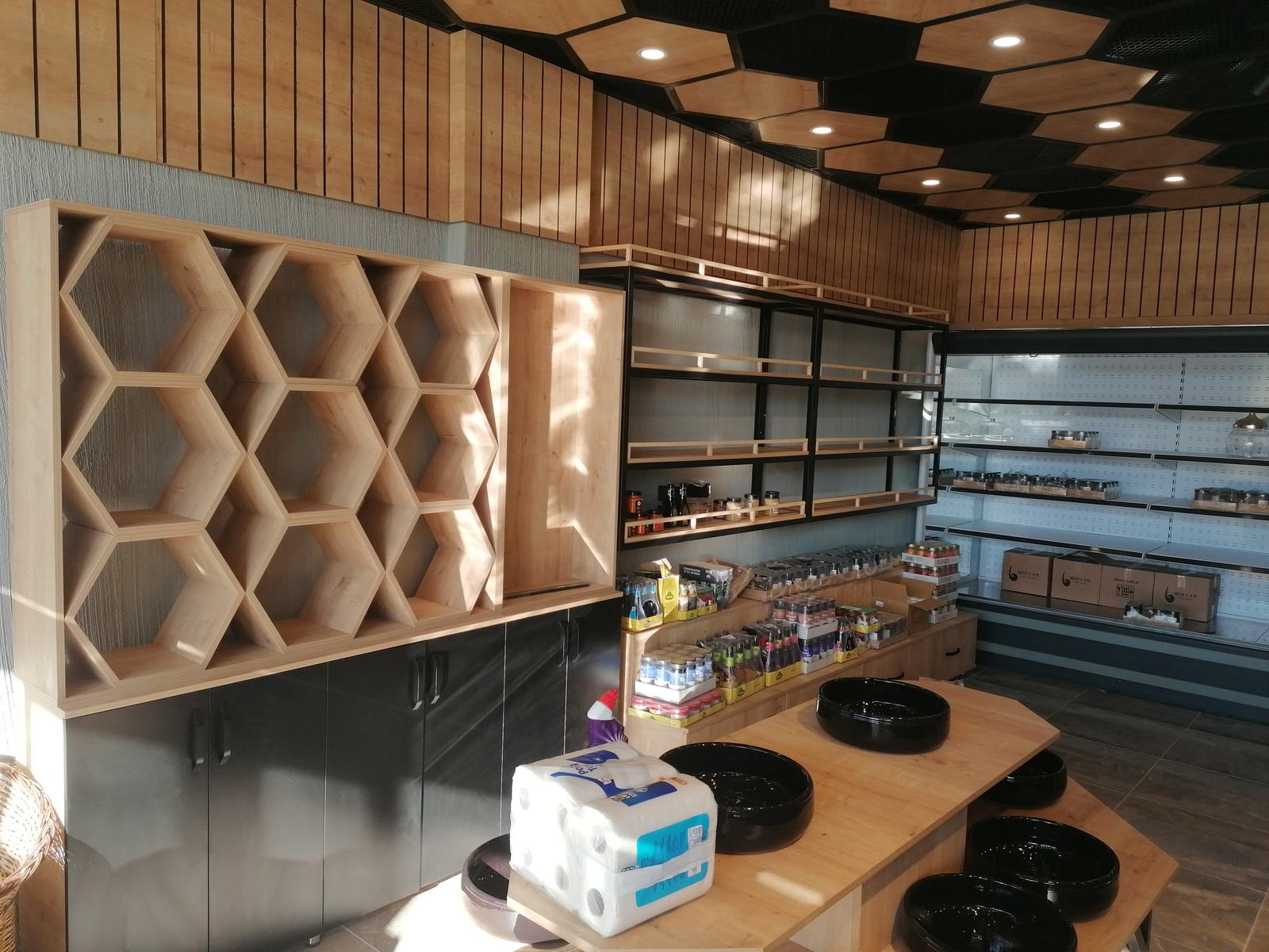 Delicatessen Store